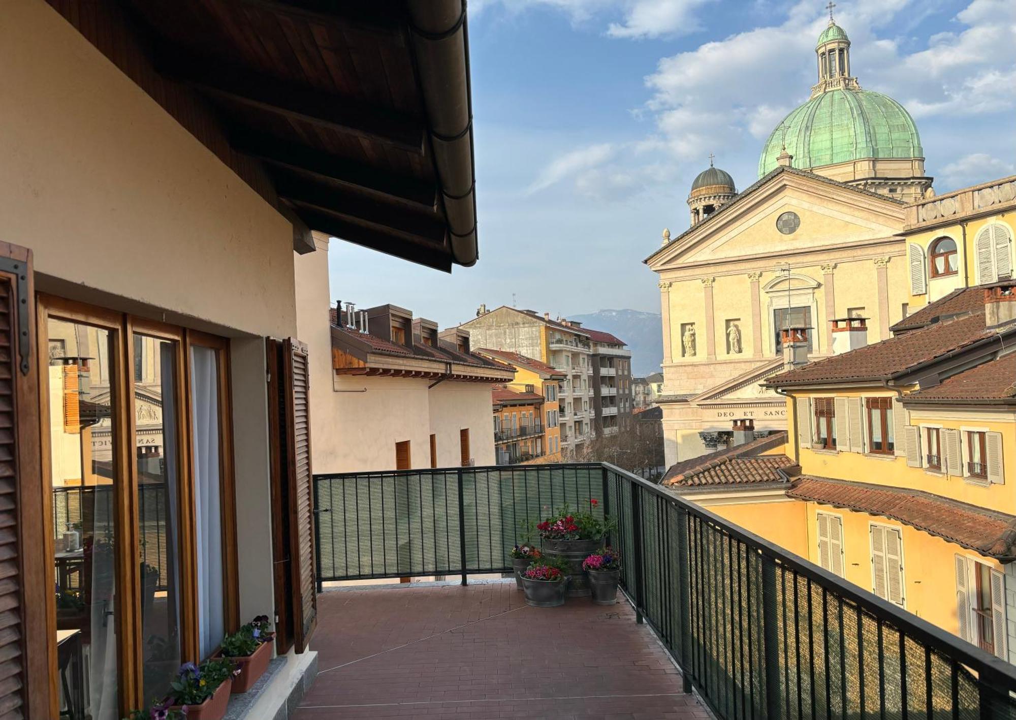 Апартаменти La Terrazza Вербанія Екстер'єр фото